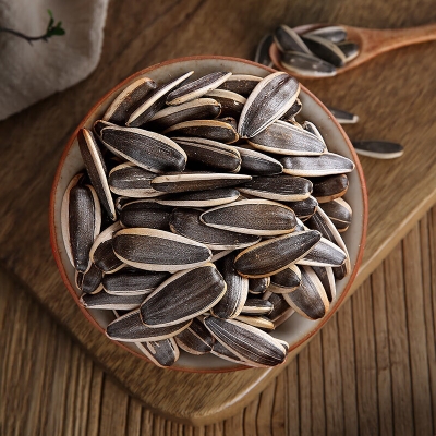 內(nèi)蒙赤峰批發(fā)瓜子電話是多少號-第1張圖片