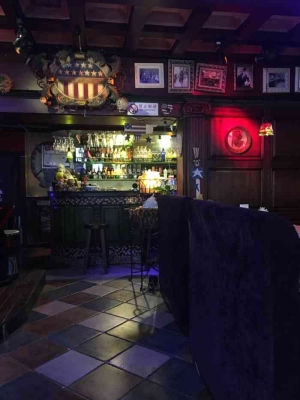 赤峰遠走酒吧電話地址是多少號-第1張圖片