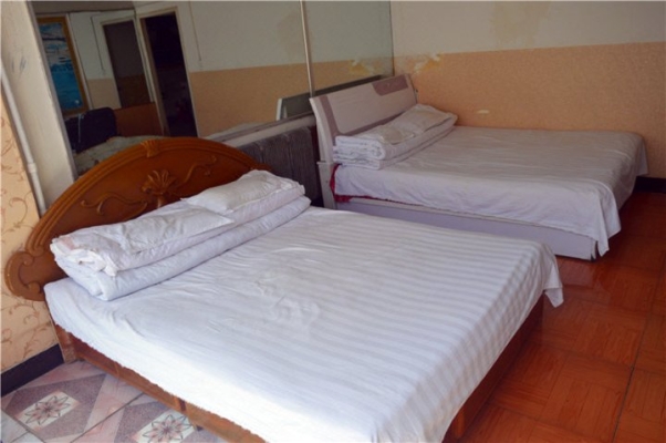 赤峰林西風(fēng)情社區(qū)電話號(hào)碼-第1張圖片