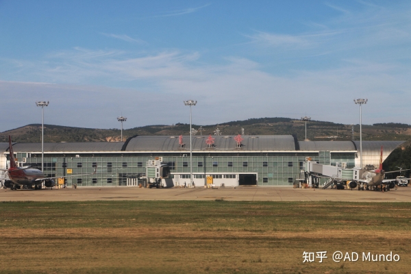 赤峰喀喇沁機(jī)場客服電話-第1張圖片