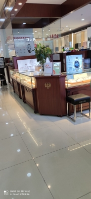 赤峰眾聯(lián)女裝店地址電話號碼-第1張圖片