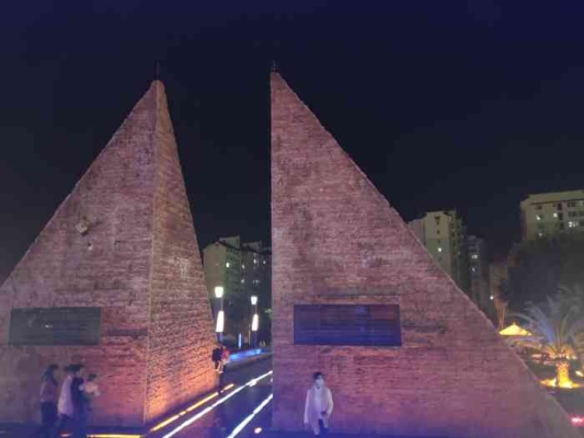 赤峰塞納奶茶館地址電話號碼-第1張圖片