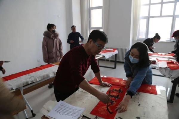 赤峰對(duì)聯(lián)直播平臺(tái)官網(wǎng)電話號(hào)碼-第1張圖片