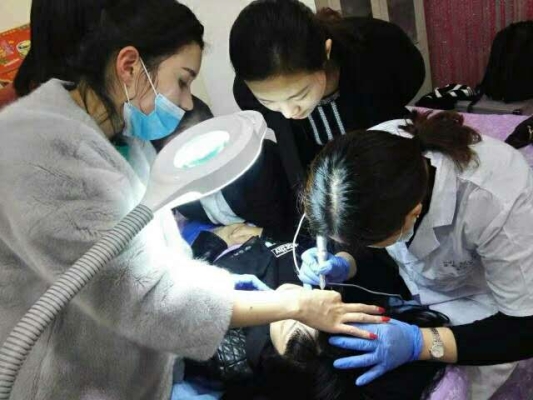 赤峰新城美甲自助店電話號(hào)碼-第1張圖片