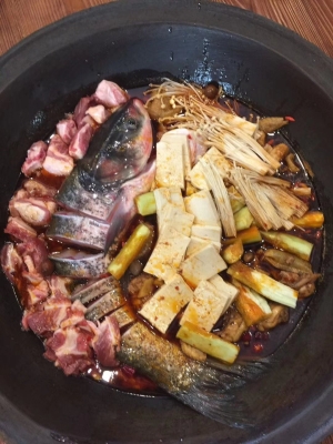 赤峰海貝爾灶臺魚館電話號碼-第1張圖片