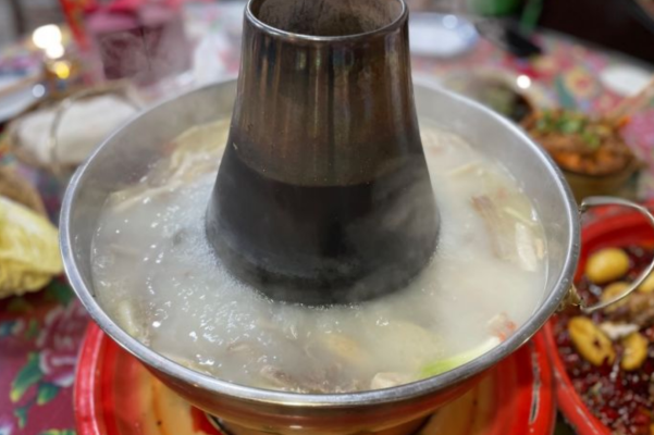 赤峰大哥賣羊肉店電話地址查詢-第1張圖片