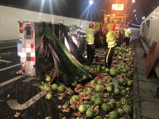 赤峰公路西瓜專賣店電話號(hào)碼-第1張圖片