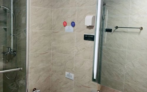 赤峰裝修透明柜子廠家電話號碼-第1張圖片