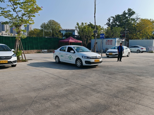 赤峰聾人學(xué)車電話是多少號-第1張圖片