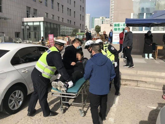 赤峰醫(yī)護接送電話號碼是多少-第1張圖片