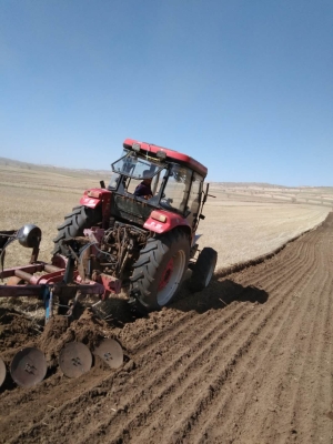 赤峰老農(nóng)機公司電話多少號-第1張圖片