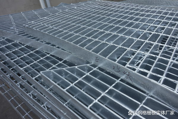 赤峰異型鋼格板廠家電話號碼-第1張圖片