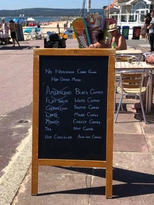 赤峰黑色咖啡店地址電話號(hào)碼-第1張圖片