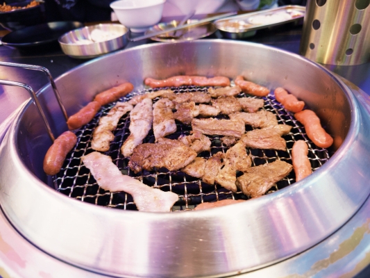 黑牛料理赤峰店地址電話-第1張圖片