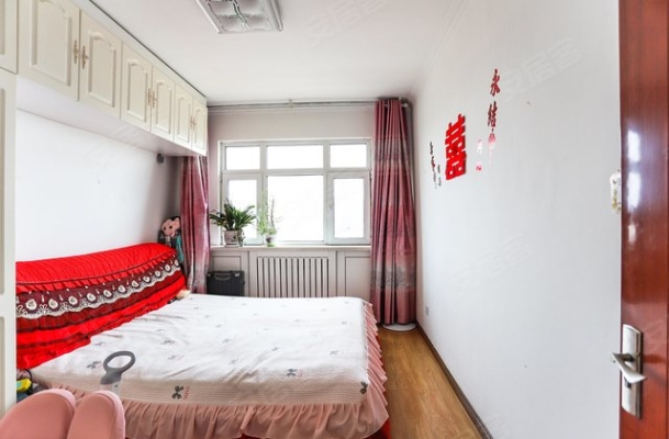 赤峰華府時(shí)尚賓館電話-第1張圖片