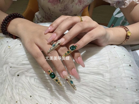 赤峰紅山區(qū)美甲店電話號碼-第1張圖片