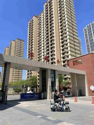 赤峰市文鐘鎮(zhèn)安居小區(qū)-第1張圖片