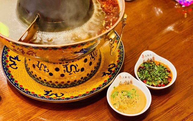 赤峰王爺府涮鍋地址電話號(hào)碼-第1張圖片