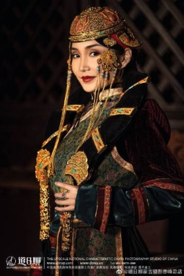 赤峰拍照好的影樓電話號碼-第1張圖片