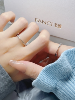 赤峰范琦珠寶店電話號碼-第1張圖片