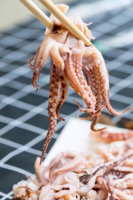 赤峰博哥海鮮店電話號碼-第1張圖片