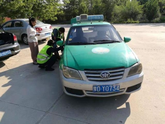 赤峰出租車上牌電話號(hào)碼-第1張圖片