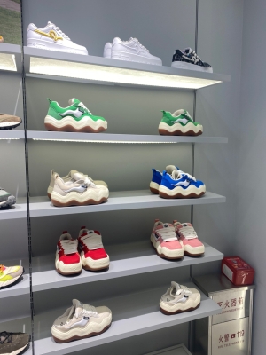 赤峰市區(qū)修鞋店電話號碼-第1張圖片