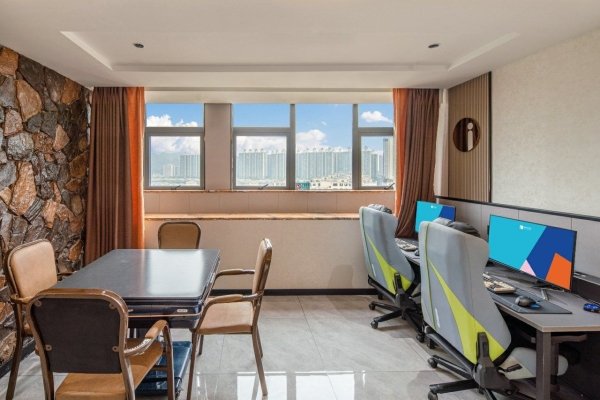 赤峰電競酒店菠蘿店電話號碼-第1張圖片