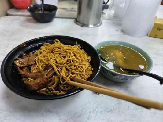 赤峰老五拌面店地址電話號(hào)碼-第1張圖片