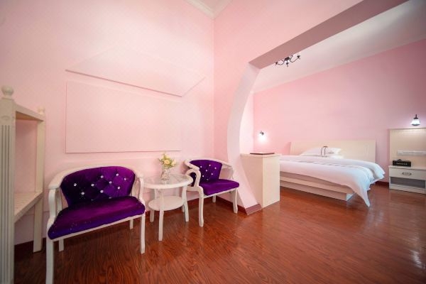 赤峰婷麗美發(fā)沙龍店電話號碼-第1張圖片