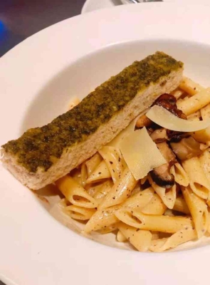 赤峰藍莓蛋糕店電話地址查詢-第1張圖片