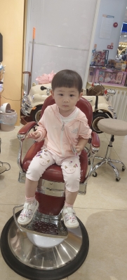 赤峰專業(yè)兒童理發(fā)店電話-第1張圖片