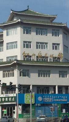 赤峰市玻璃修復(fù)店電話號碼-第1張圖片