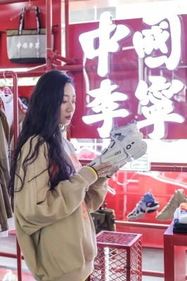 赤峰萬悅李寧專柜電話號碼-第1張圖片