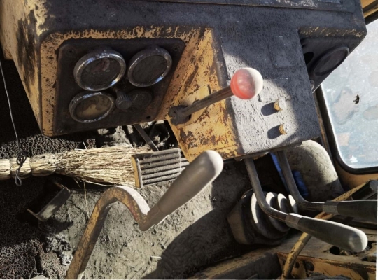 赤峰移山推土機(jī)電話地址查詢-第1張圖片