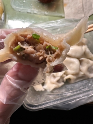 赤峰新城附近的餃子店電話號碼-第1張圖片