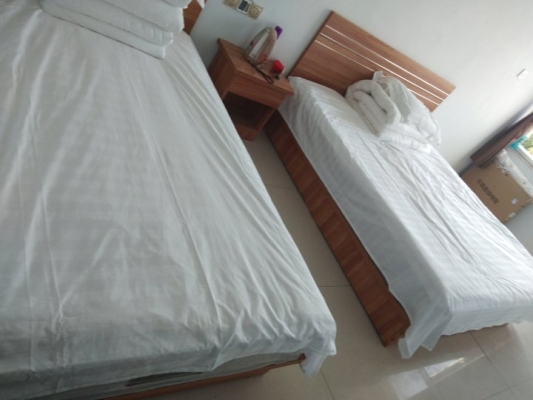 銀河假日酒店赤峰店電話-第1張圖片