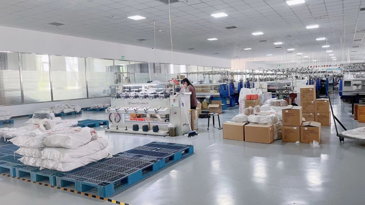 赤峰東黎羊絨車間招聘電話號(hào)碼-第1張圖片