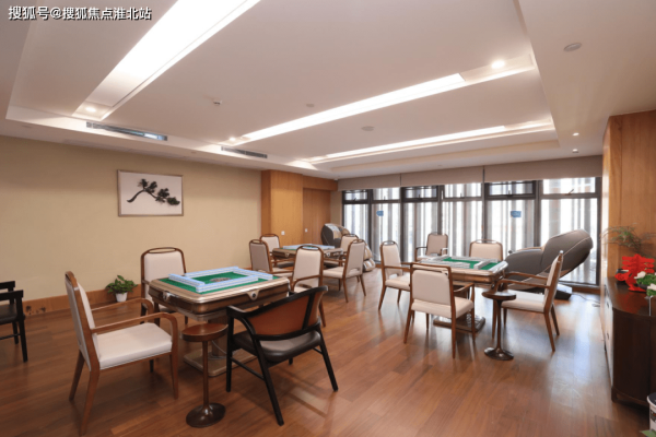 赤峰宮廷酒店電話地址是多少號(hào)-第1張圖片