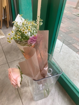 赤峰花店附近鮮花店電話號碼-第1張圖片