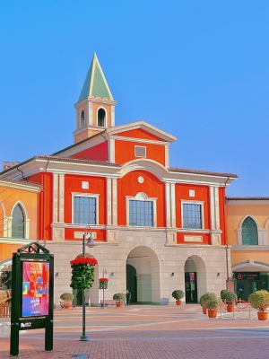 赤峰新城區(qū)奧特萊斯電話號(hào)碼-第1張圖片