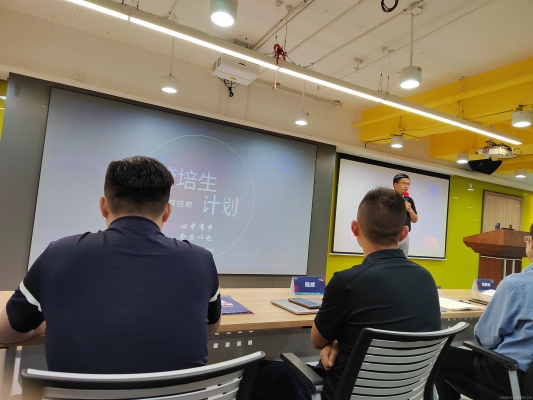 新東方赤峰學(xué)校招聘電話是多少-第1張圖片