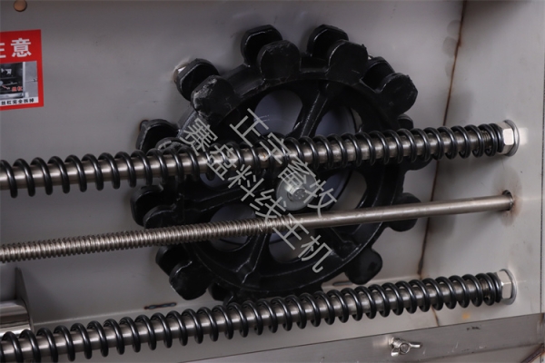 赤峰養(yǎng)豬設(shè)備經(jīng)銷(xiāo)處電話號(hào)碼-第1張圖片