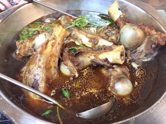 赤峰長青街醬骨頭店電話號碼-第1張圖片