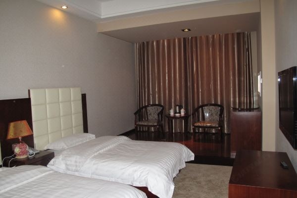 赤峰林西美容團購電話號碼-第1張圖片