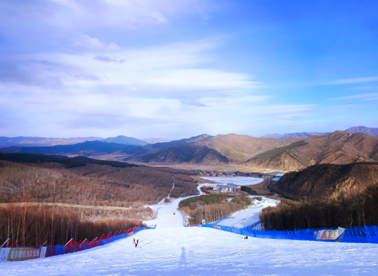 赤峰溜冰場(chǎng)-第1張圖片