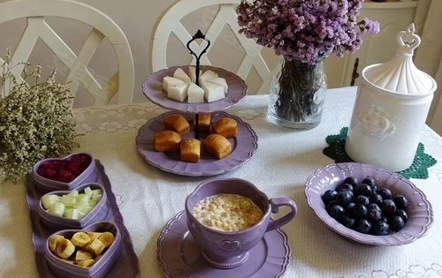 赤峰春月秋花酒店電話號碼-第1張圖片