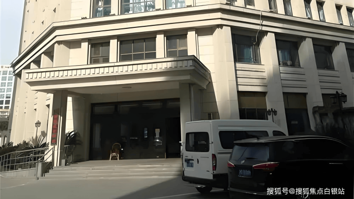 赤峰松鶴社區(qū)防疫電話查詢號碼-第1張圖片