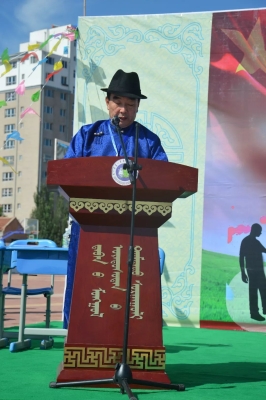 赤峰小學(xué)報(bào)名咨詢電話號碼-第1張圖片