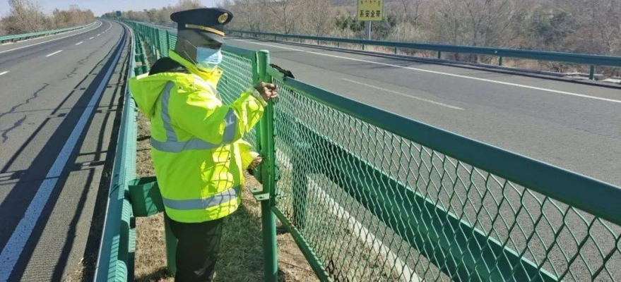 赤峰修復(fù)耳麥電話多少號(hào)碼-第1張圖片